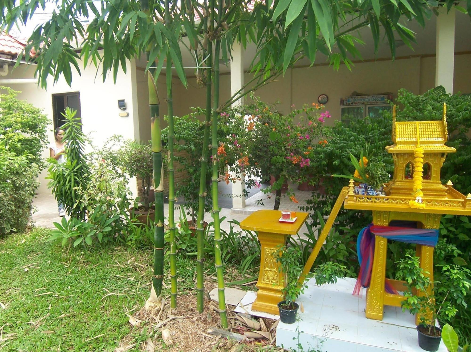 Phuket Airport Overnight Hotel Nai Yang Exterior foto